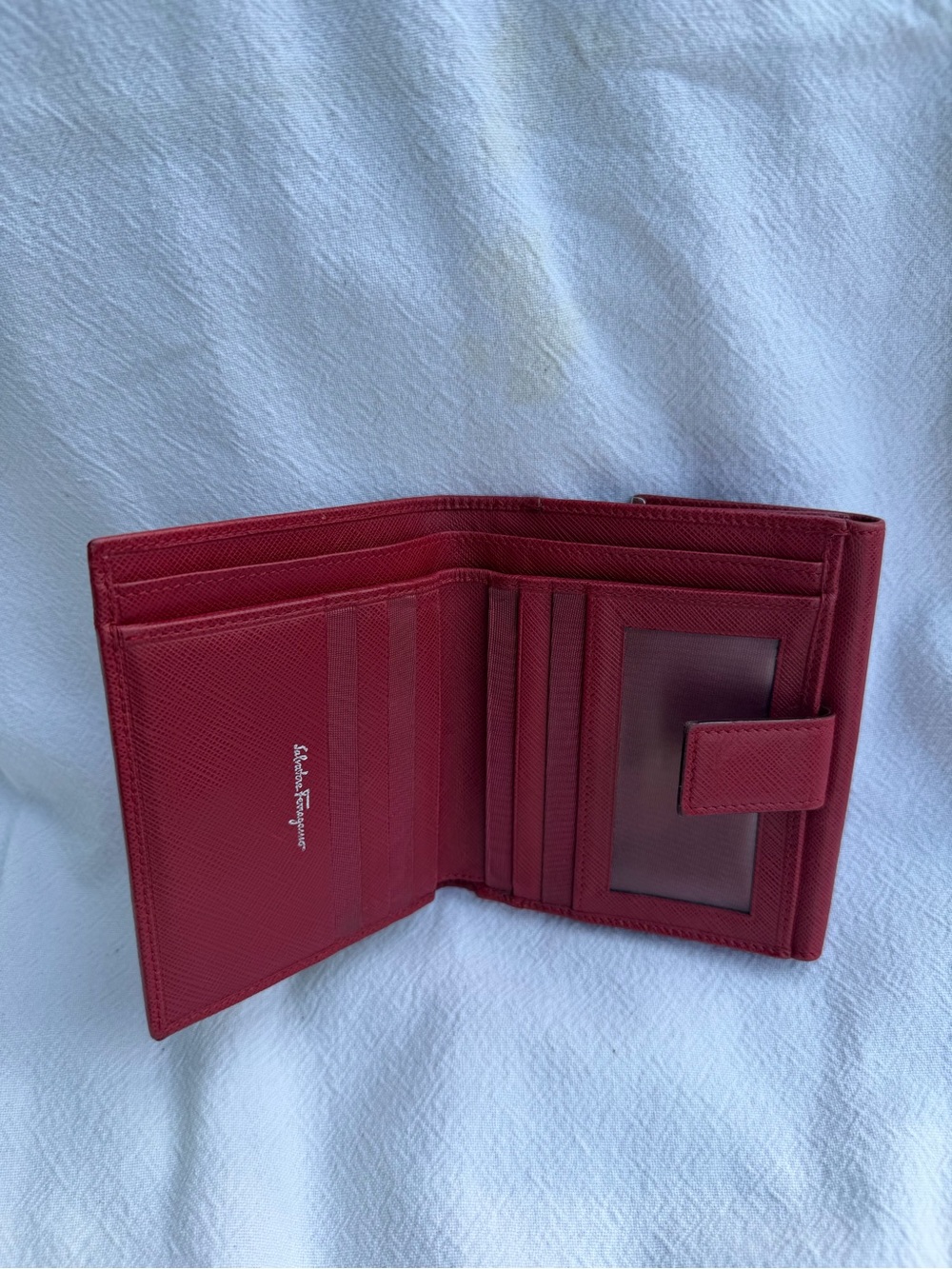 Ferragamo Wallet - Picture 9 of 9